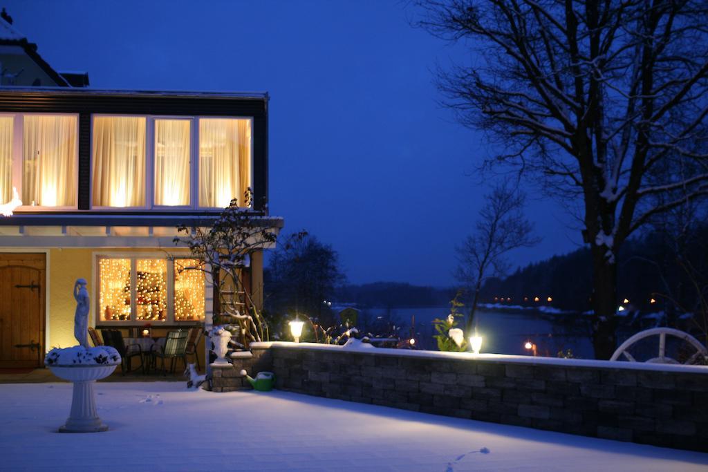 Hotel Am See Eschenbach in der Oberpfalz Exterior photo
